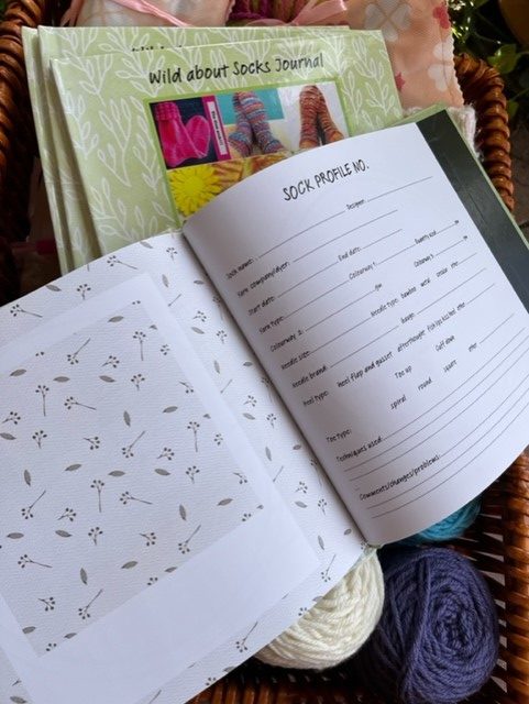 Wild about Socks Knitters Companion Journal - Linda Douglas